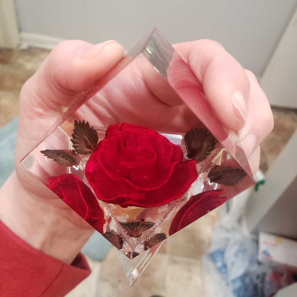 Real Rose Paperweight - Picture 6 of 6